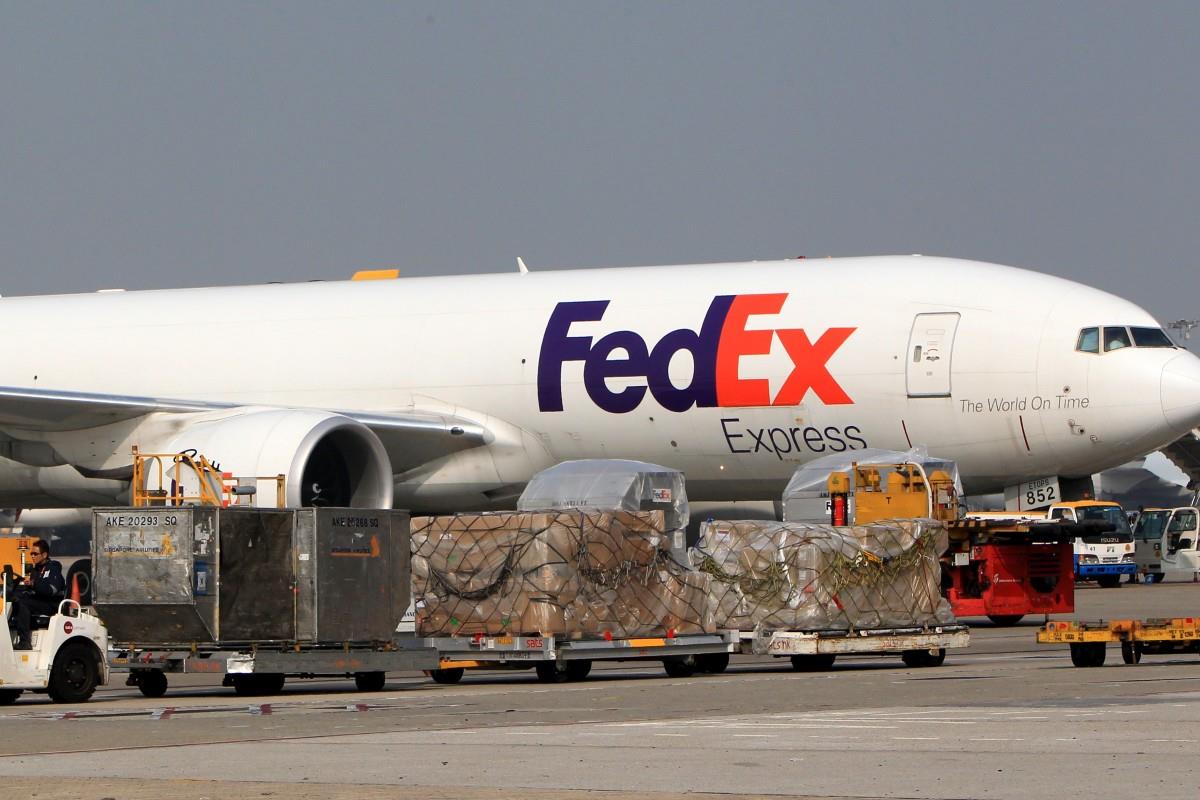 Chuyển phát nhanh Fedex – Fedex tại quận 1
